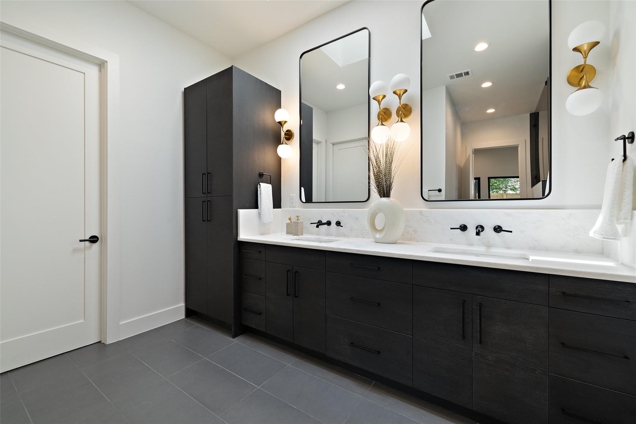 2305 Southern Oaks Drive Austin TX 78745