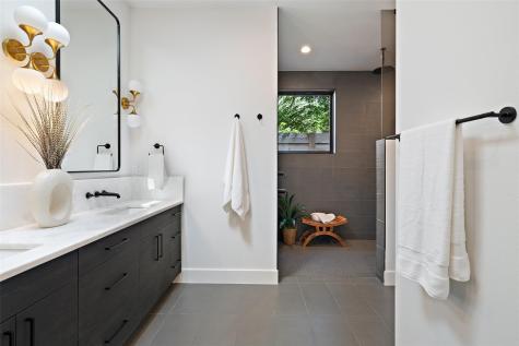 2305 Southern Oaks Drive Austin TX 78745
