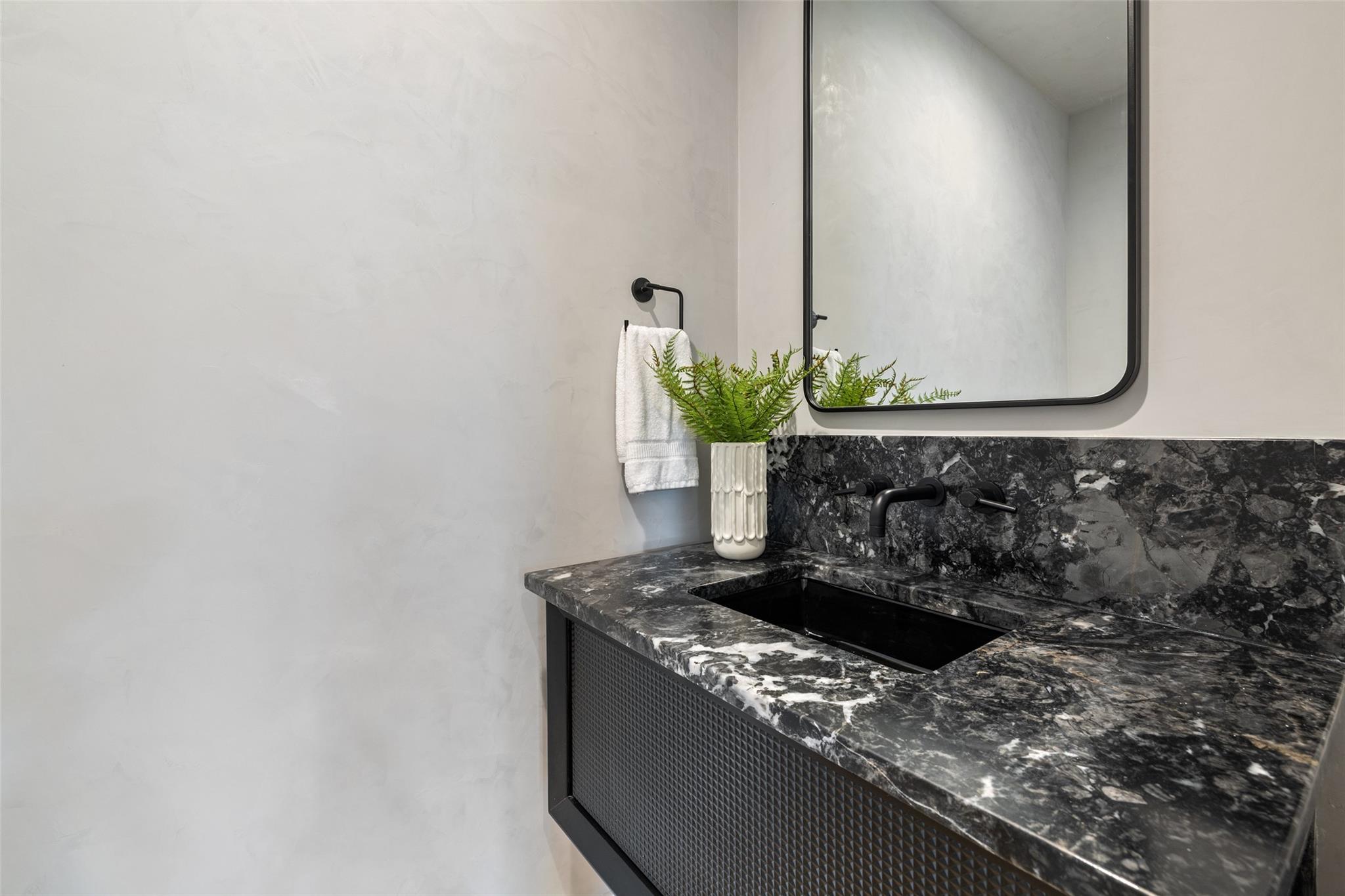 2305 Southern Oaks Drive Austin TX 78745