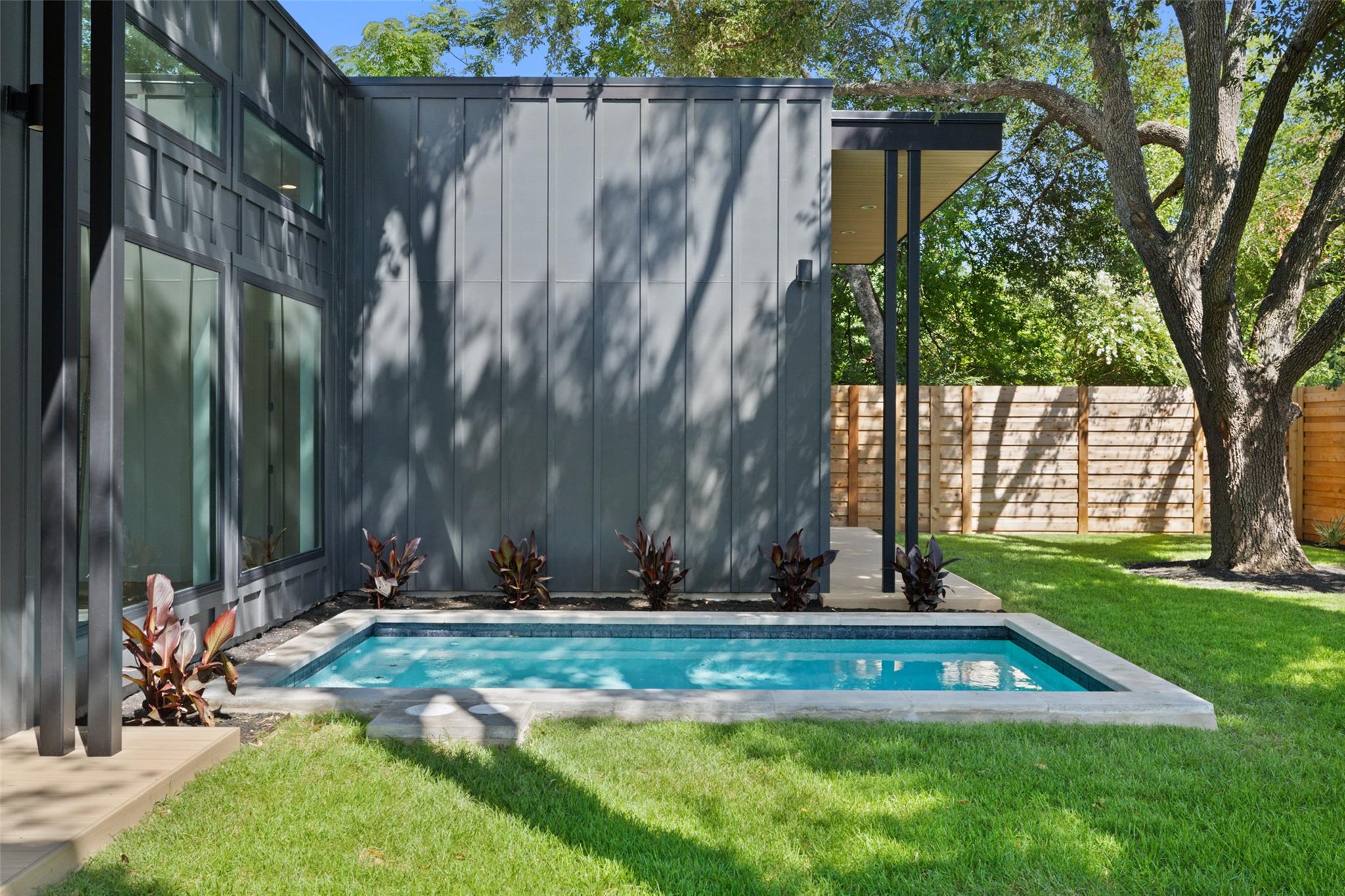 2305 Southern Oaks Drive Austin TX 78745