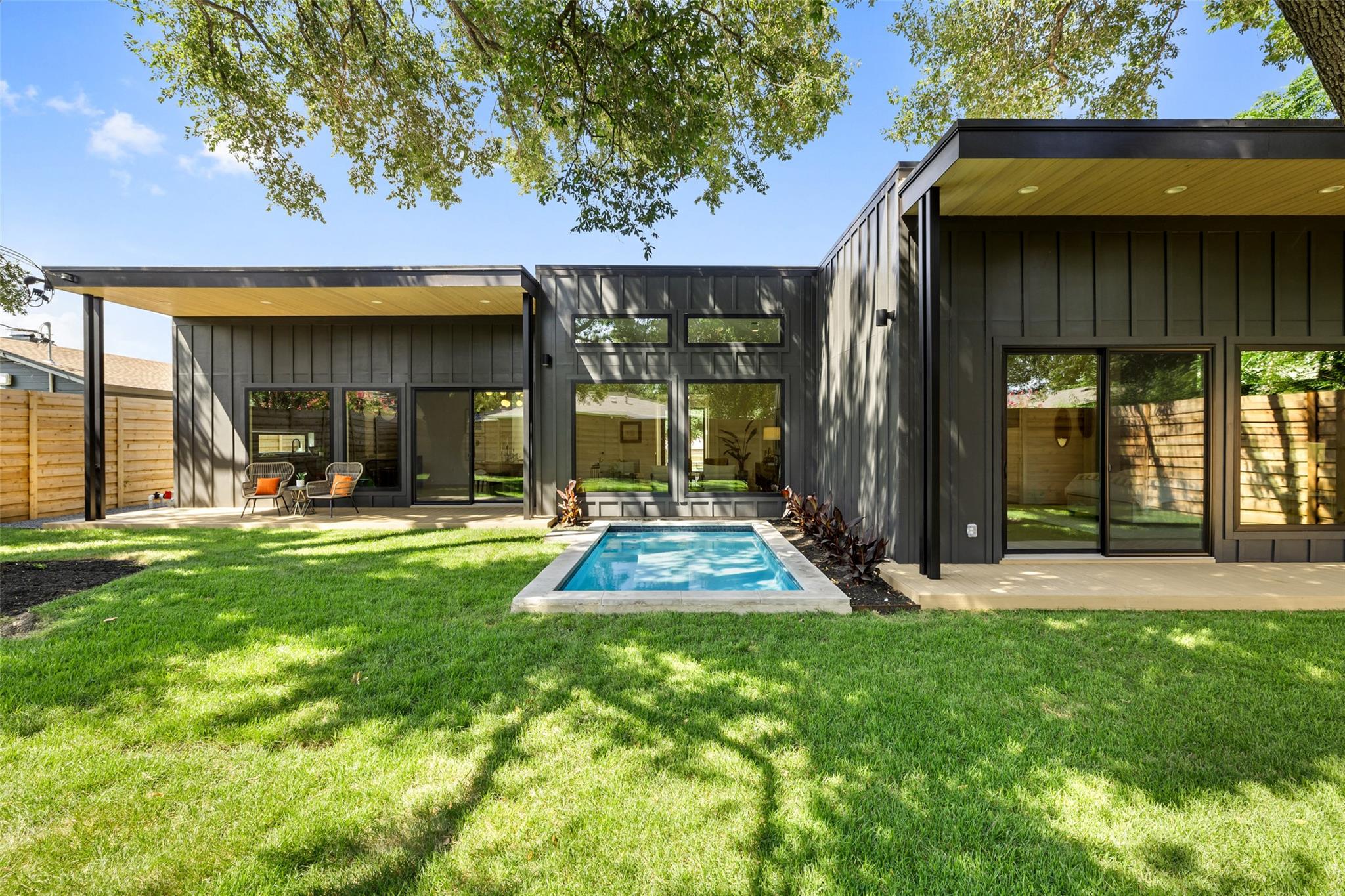 2305 Southern Oaks Drive Austin TX 78745