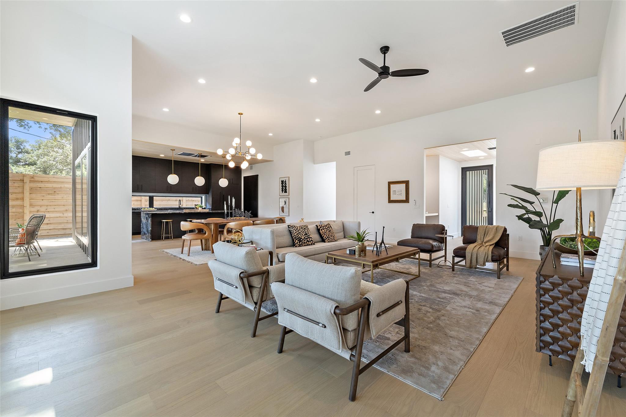 2305 Southern Oaks Drive Austin TX 78745