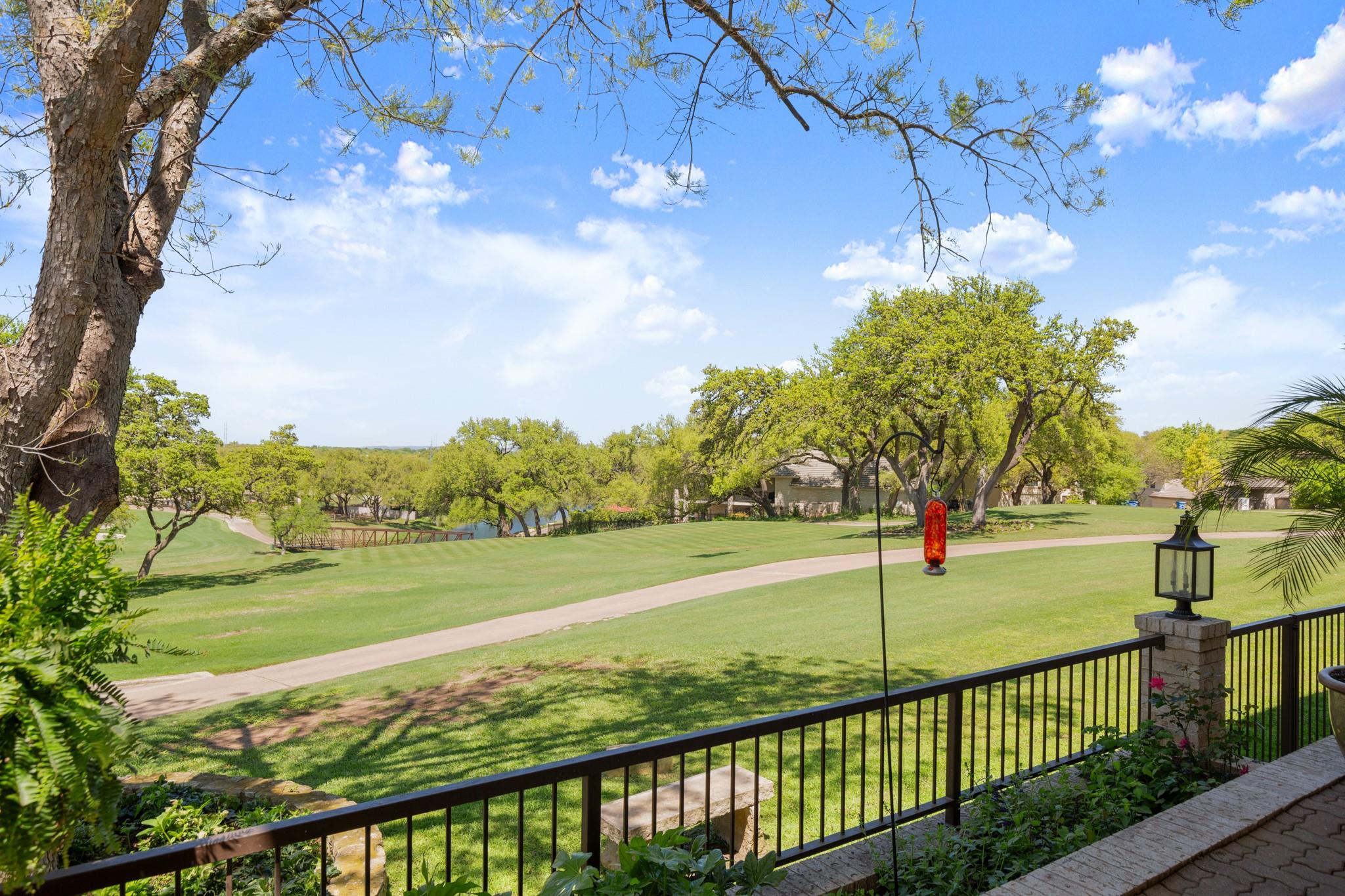 6 Links Court Lakeway TX 78738