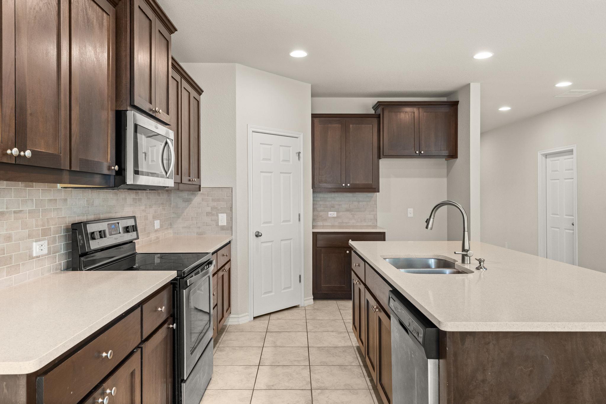 740 Aliso Trail Leander TX 78641