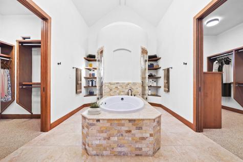 1400 Watercliffe Drive Lago Vista TX 78645