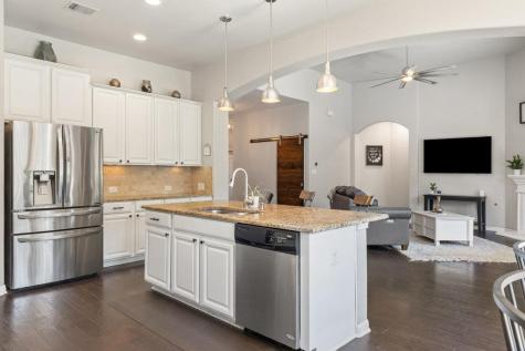 5433 Texas Bluebell Drive Spicewood TX 78669