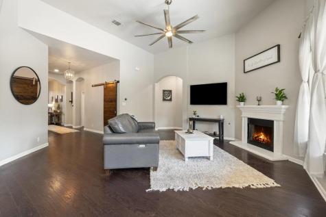 5433 Texas Bluebell Drive Spicewood TX 78669