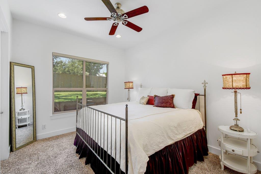 1006 Lipan Trail Austin TX 78733