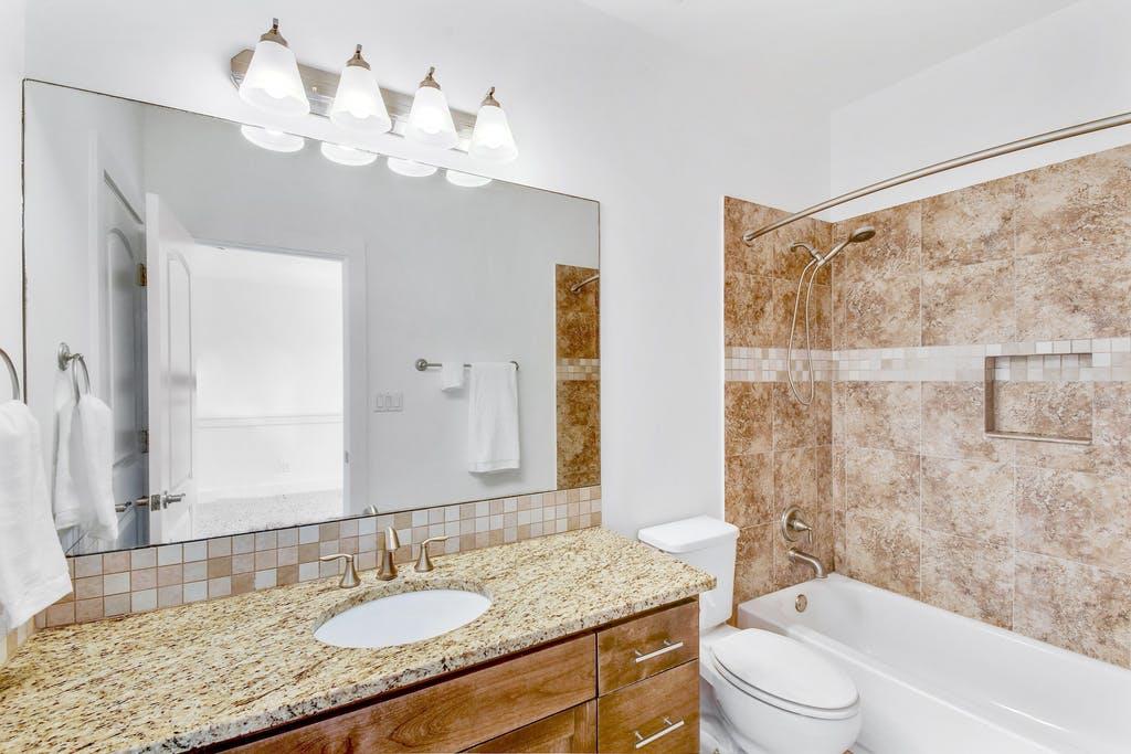 1006 Lipan Trail Austin TX 78733