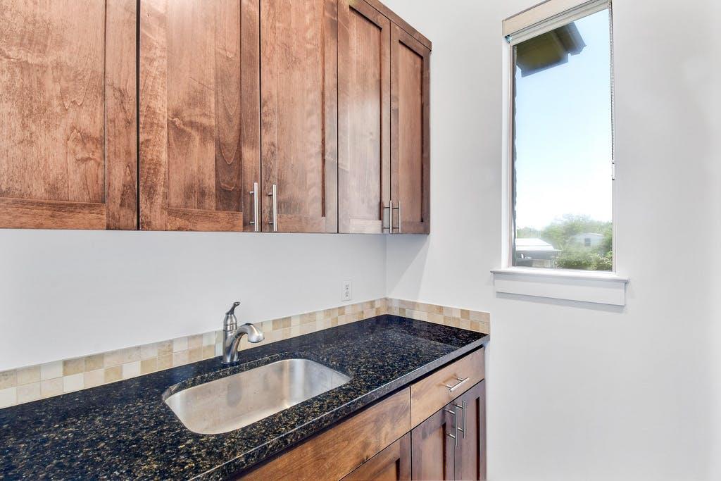 1006 Lipan Trail Austin TX 78733