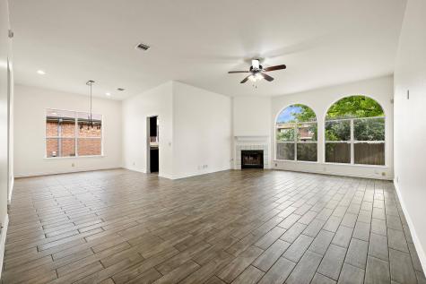 2422 Agarita Trail Round Rock TX 78665