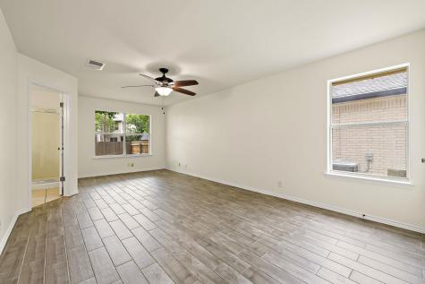 2422 Agarita Trail Round Rock TX 78665