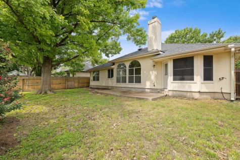 2422 Agarita Trail Round Rock TX 78665