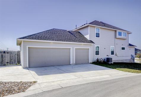 417 Ravens Crest Drive Hutto TX 78634