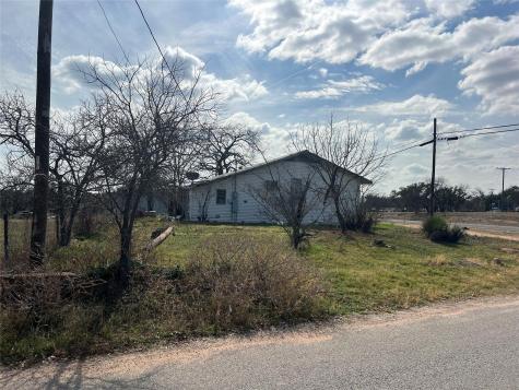 1034 Ranch Road 2545 Kingsland TX 78639