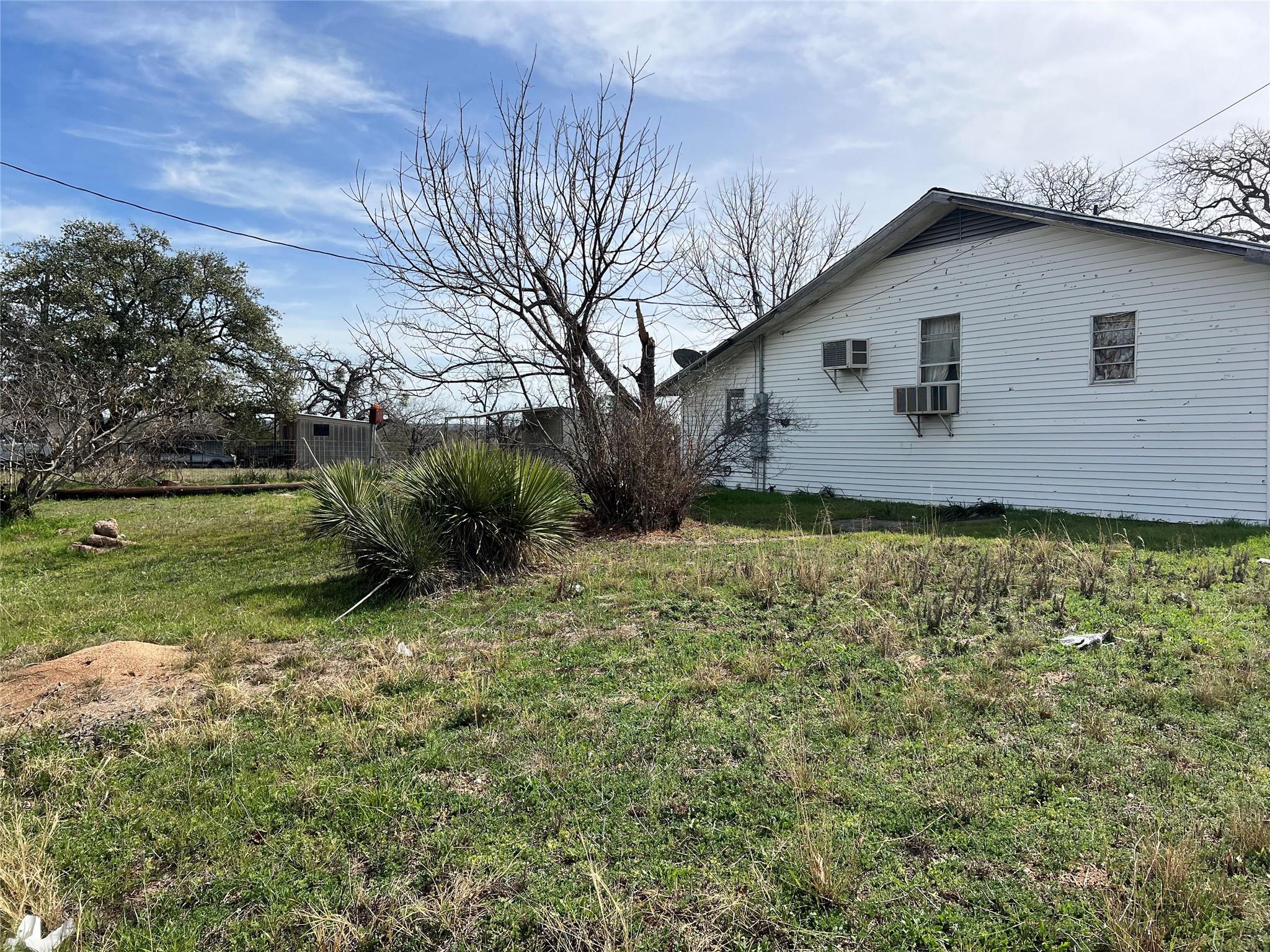 1034 Ranch Road 2545 Kingsland TX 78639