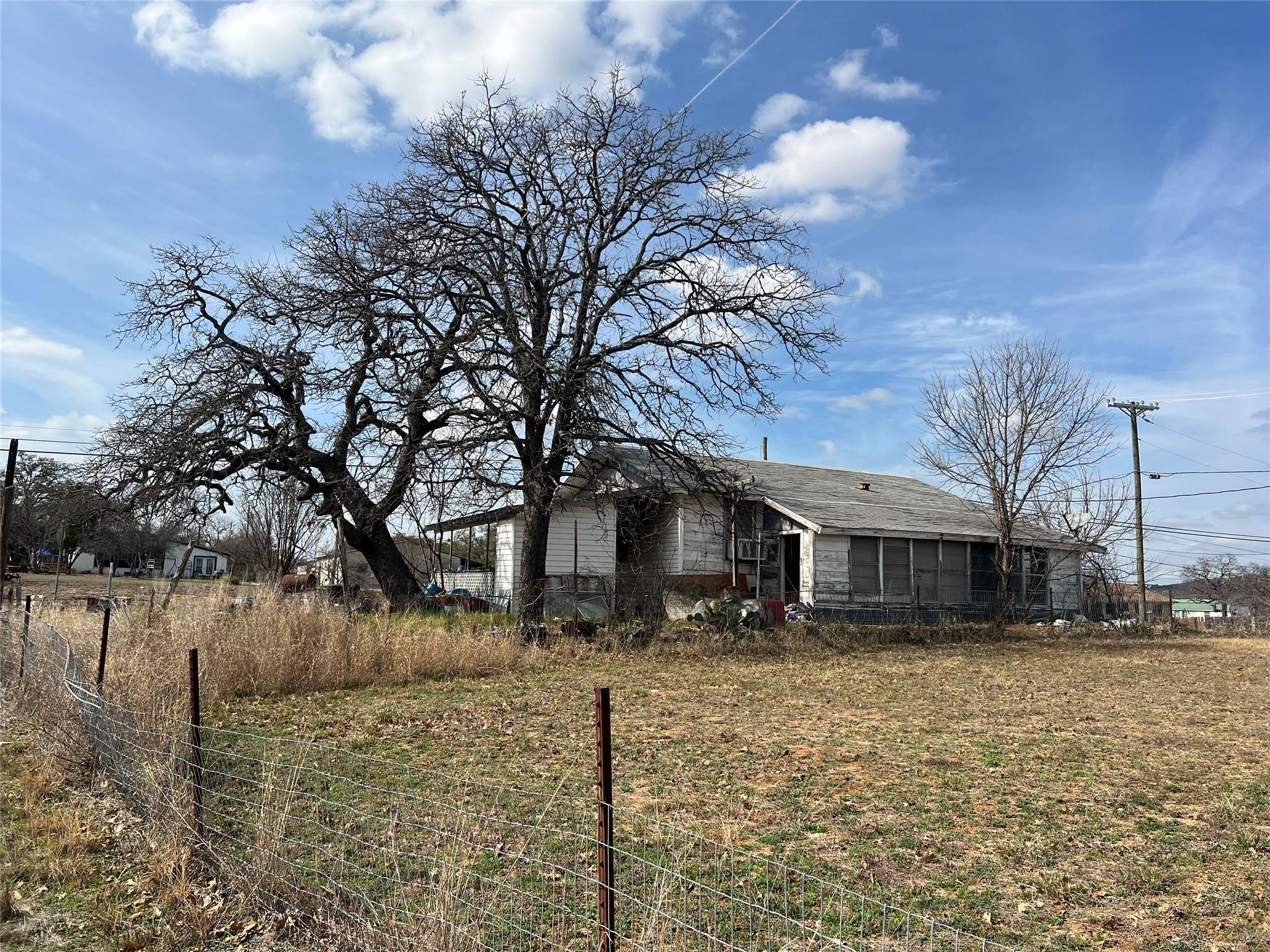 1034 Ranch Road 2545 Kingsland TX 78639