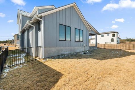 711 N Paleface Ranch Road Spicewood TX 78669
