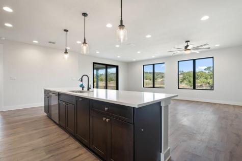 711 N Paleface Ranch Road Spicewood TX 78669