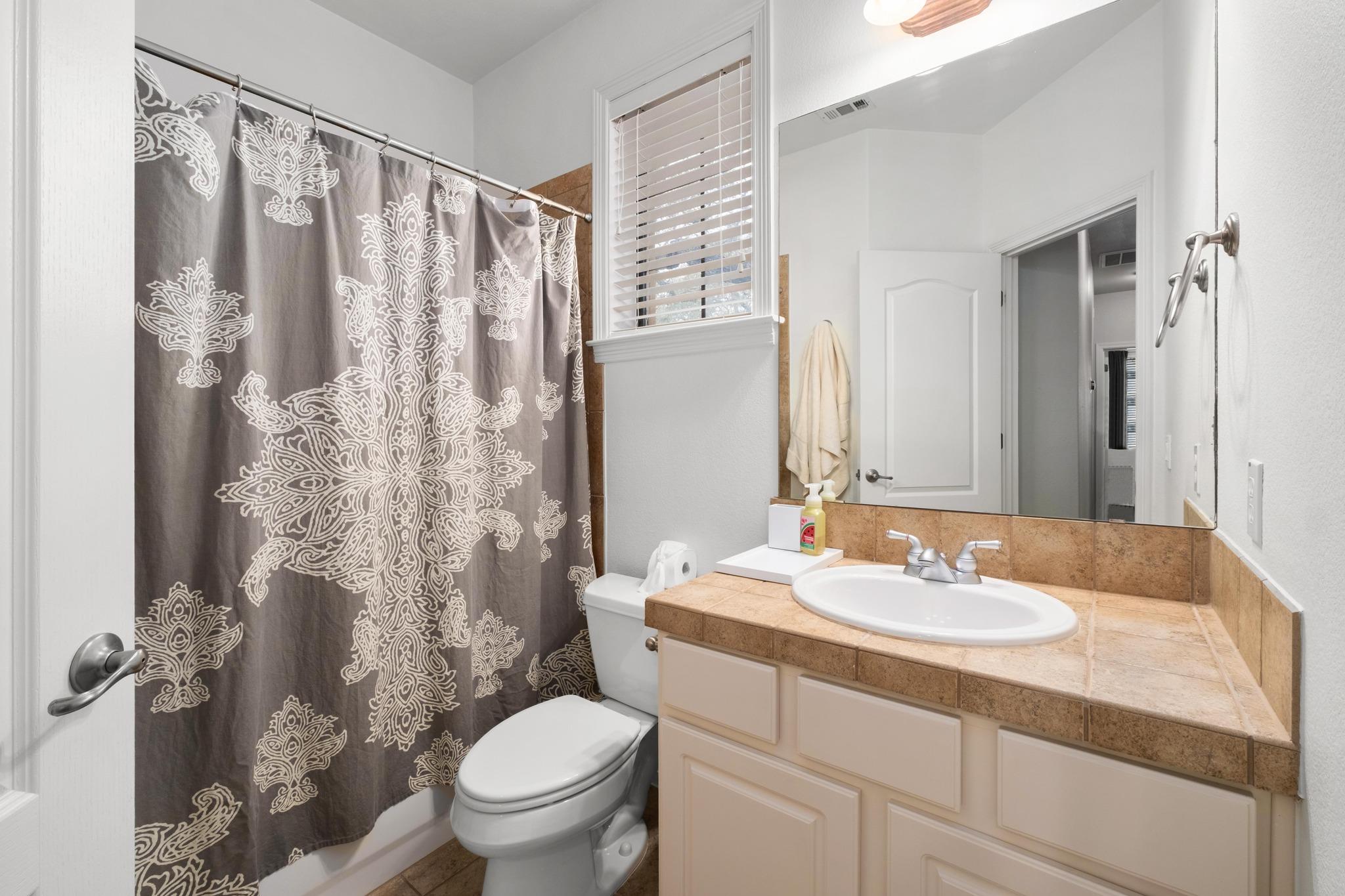 13700 Layton Loop Austin TX 78727