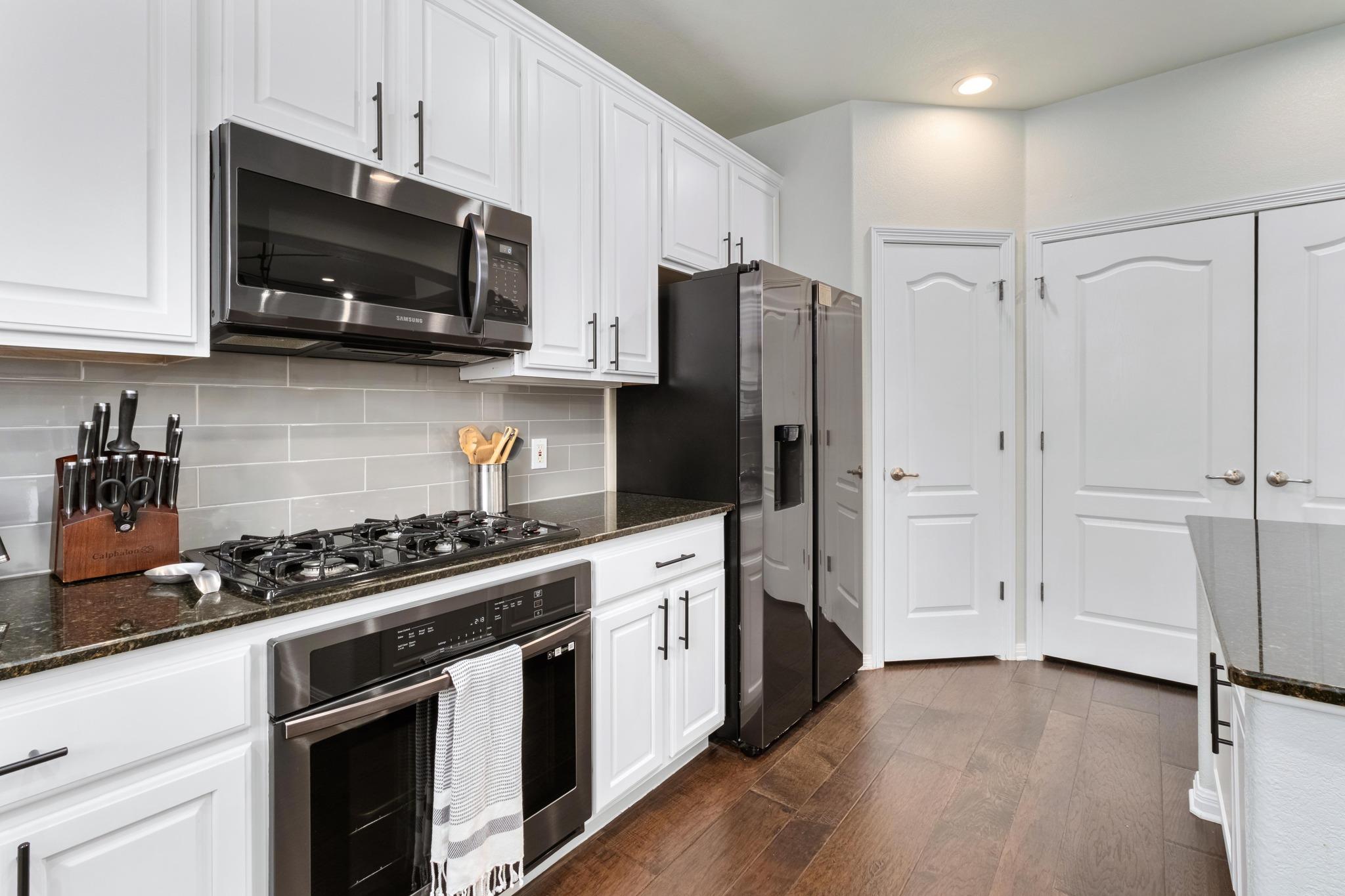 13700 Layton Loop Austin TX 78727