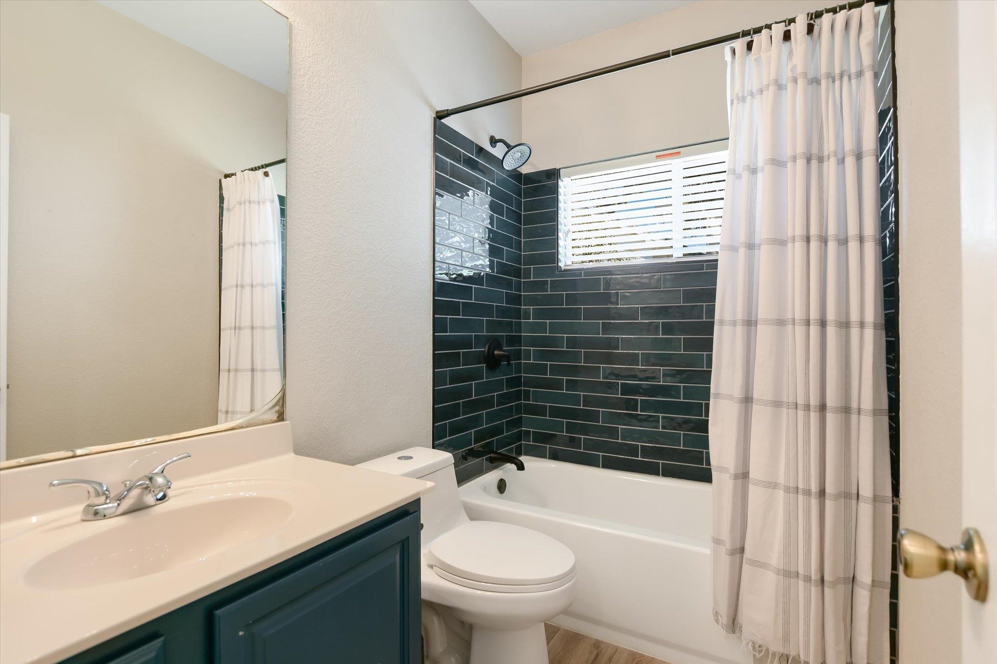 408 Cargill Drive Spicewood TX 78669