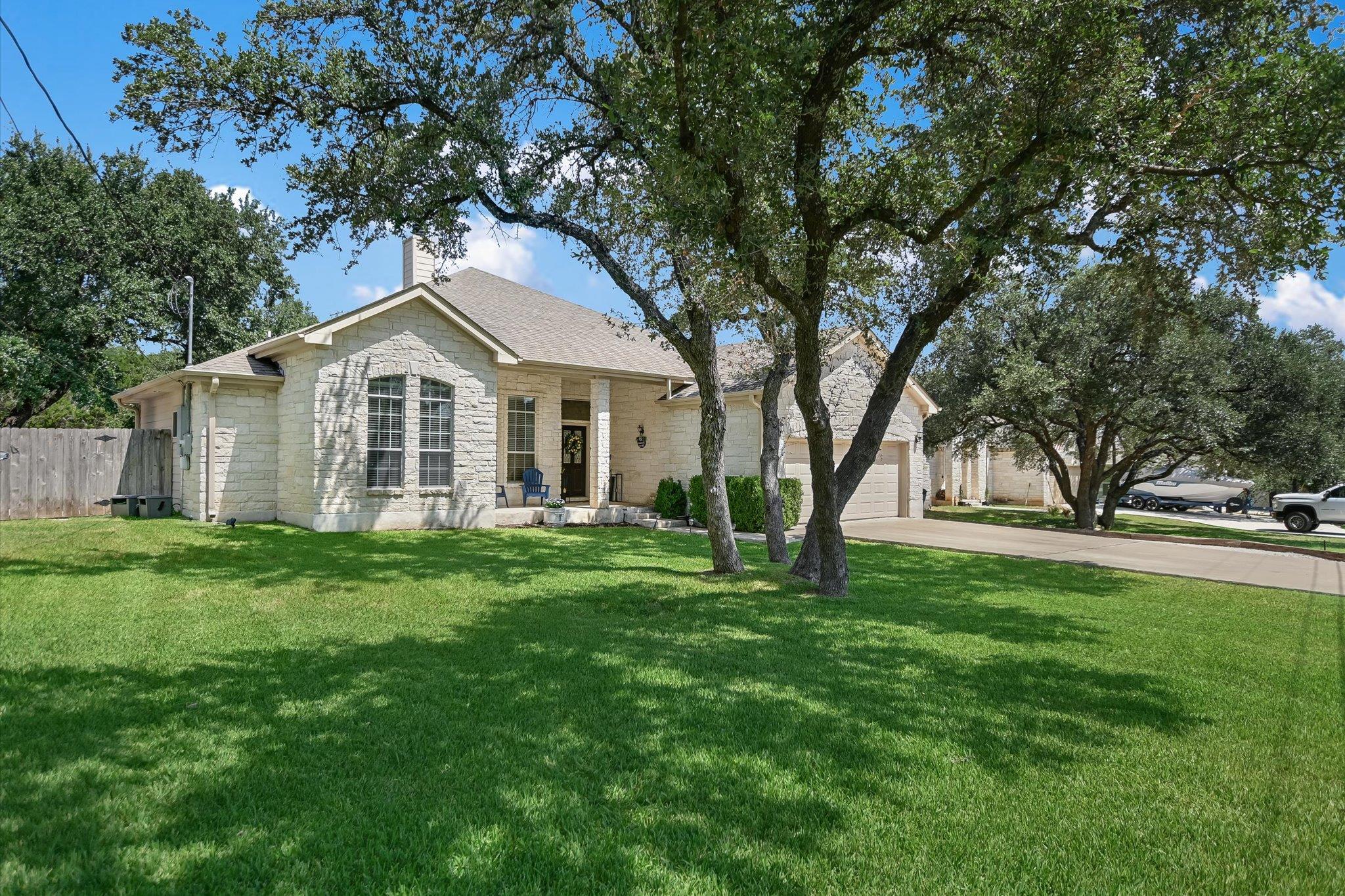 408 Cargill Drive Spicewood TX 78669
