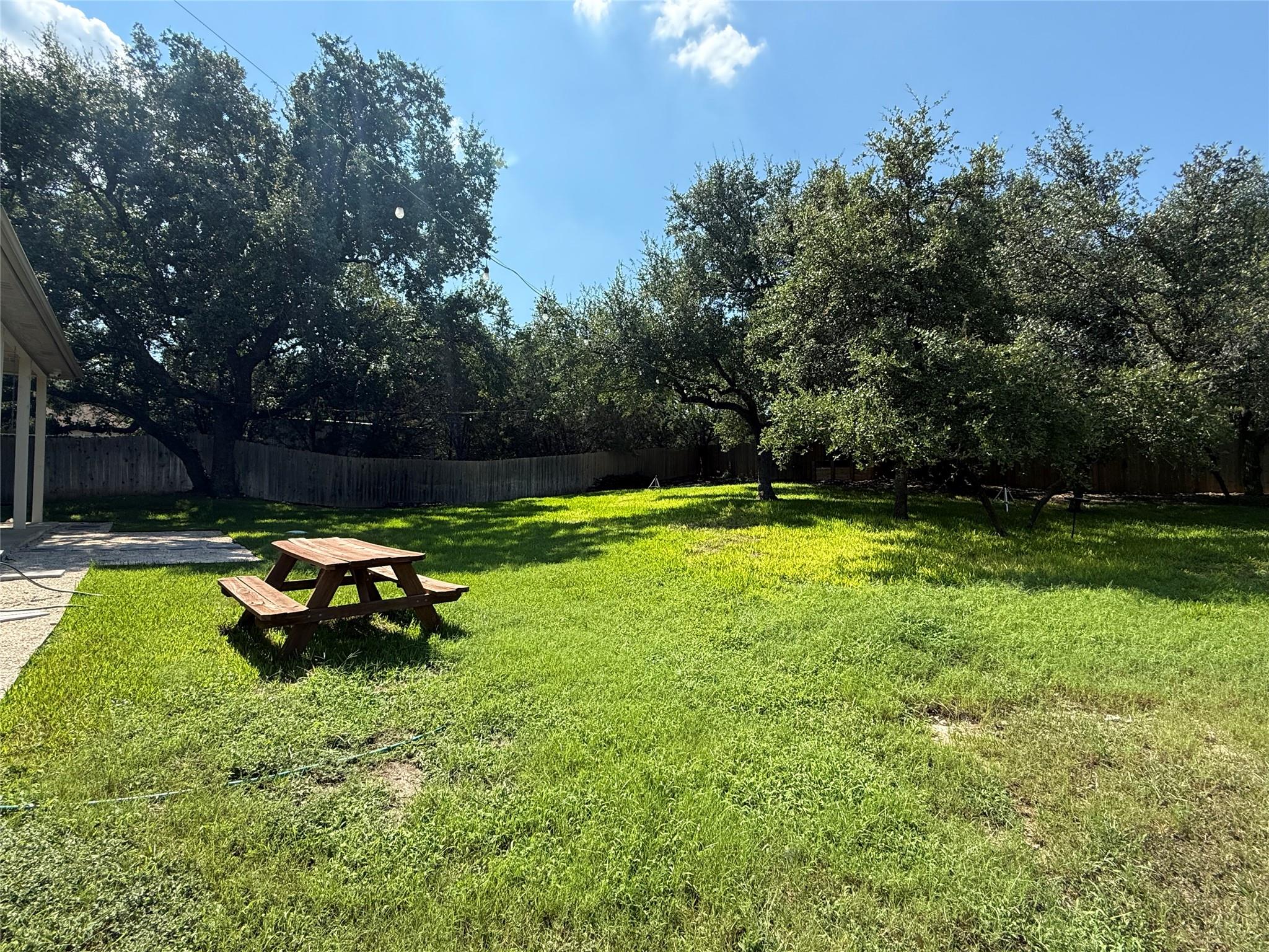 408 Cargill Drive Spicewood TX 78669