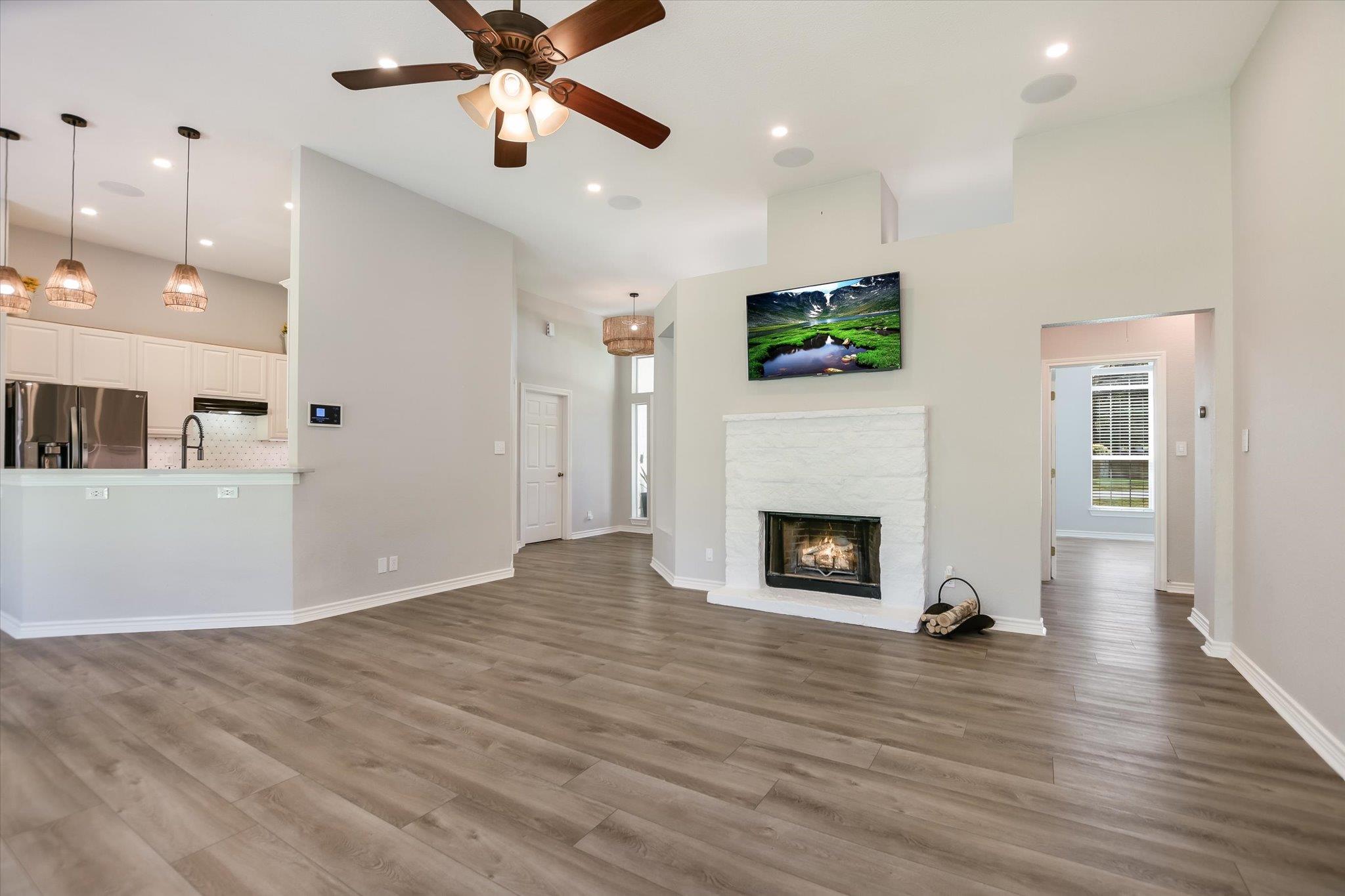 408 Cargill Drive Spicewood TX 78669