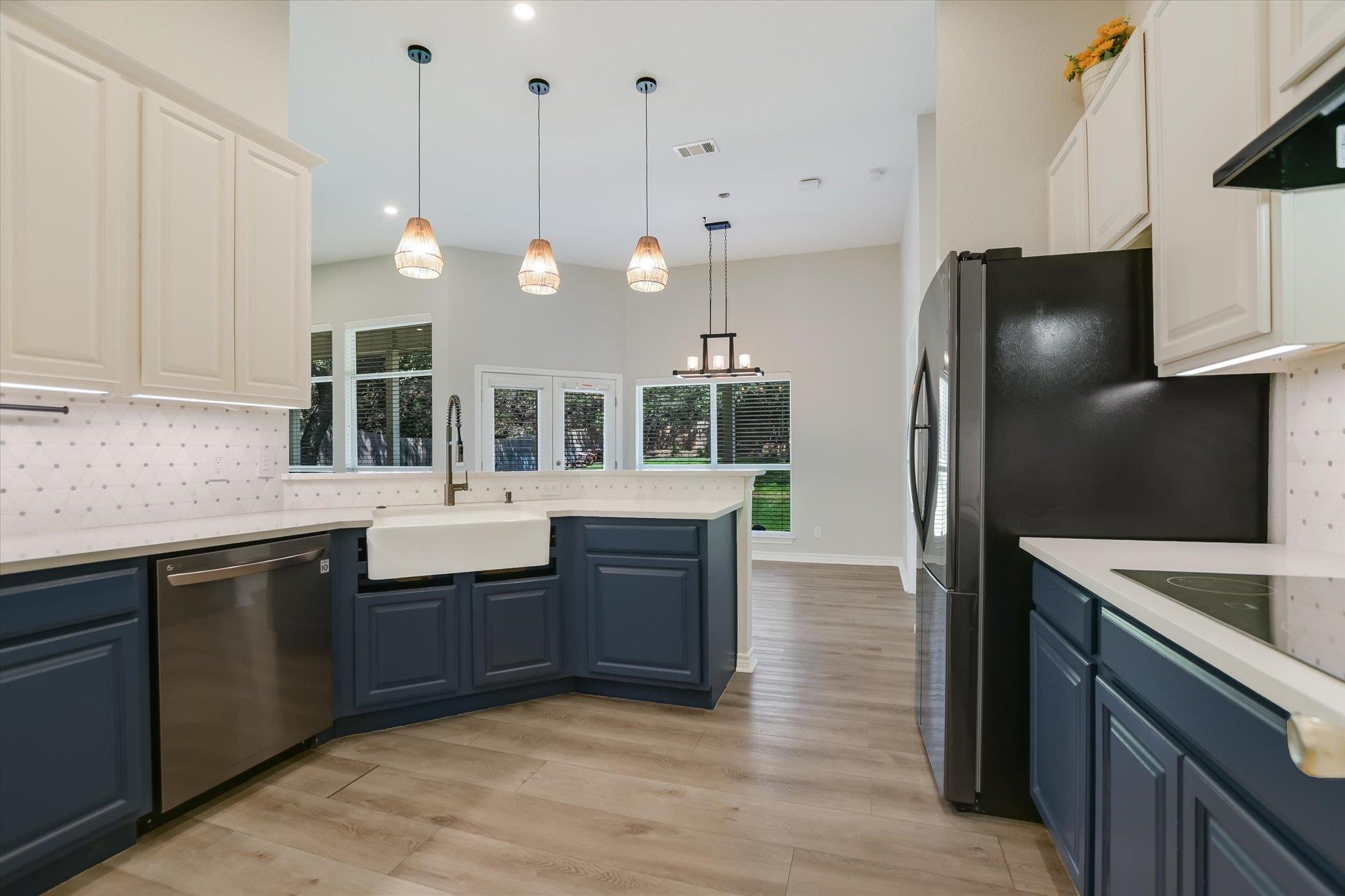 408 Cargill Drive Spicewood TX 78669