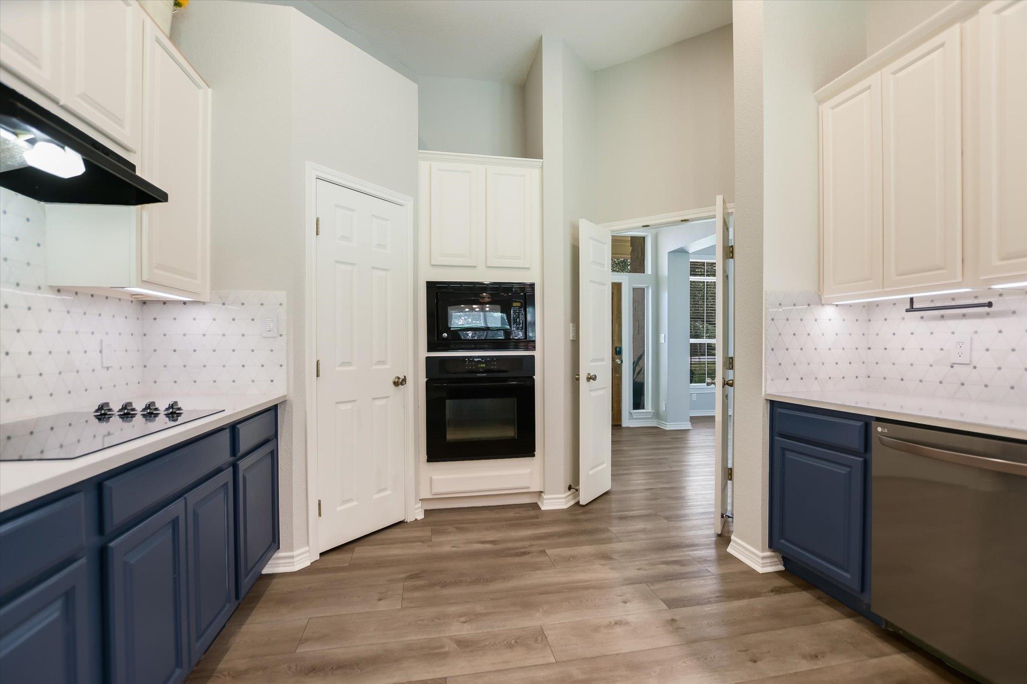 408 Cargill Drive Spicewood TX 78669