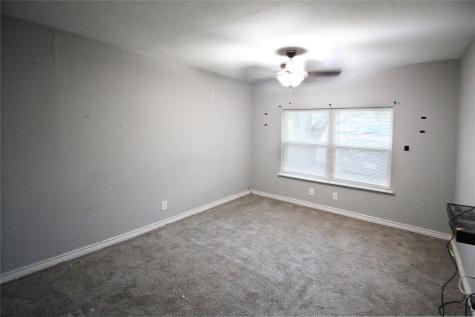 327 W Mulberry Street Fredericksburg TX 78624