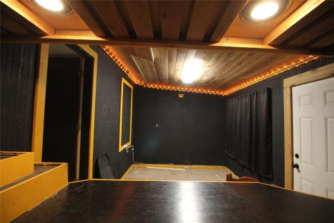 327 W Mulberry Street Fredericksburg TX 78624