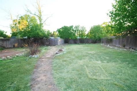 327 W Mulberry Street Fredericksburg TX 78624