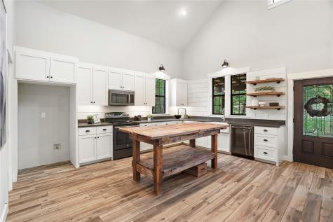 786 Beauchamp Road Dripping Springs TX 78620