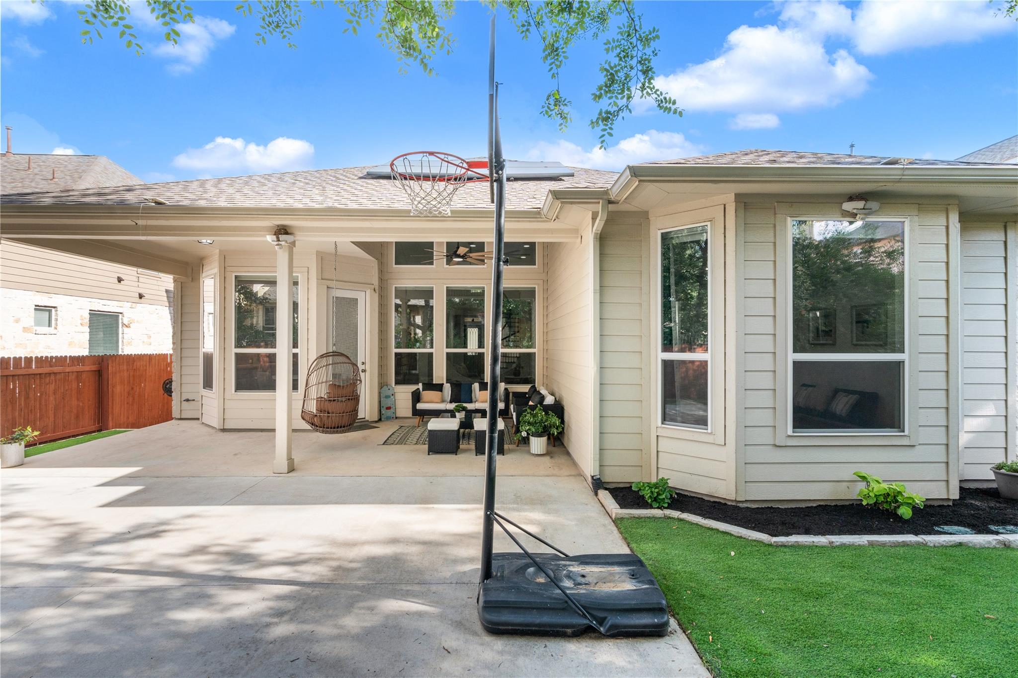 4129 Bison Bend Cedar Park TX 78613