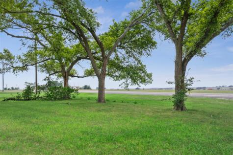 5530 Us Highway 90a W Shiner TX 77984