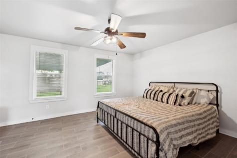 5530 Us Highway 90a W Shiner TX 77984