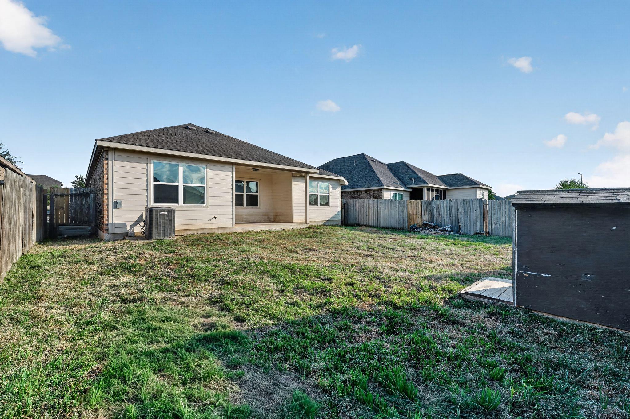 19512 James Manor Street Manor TX 78653