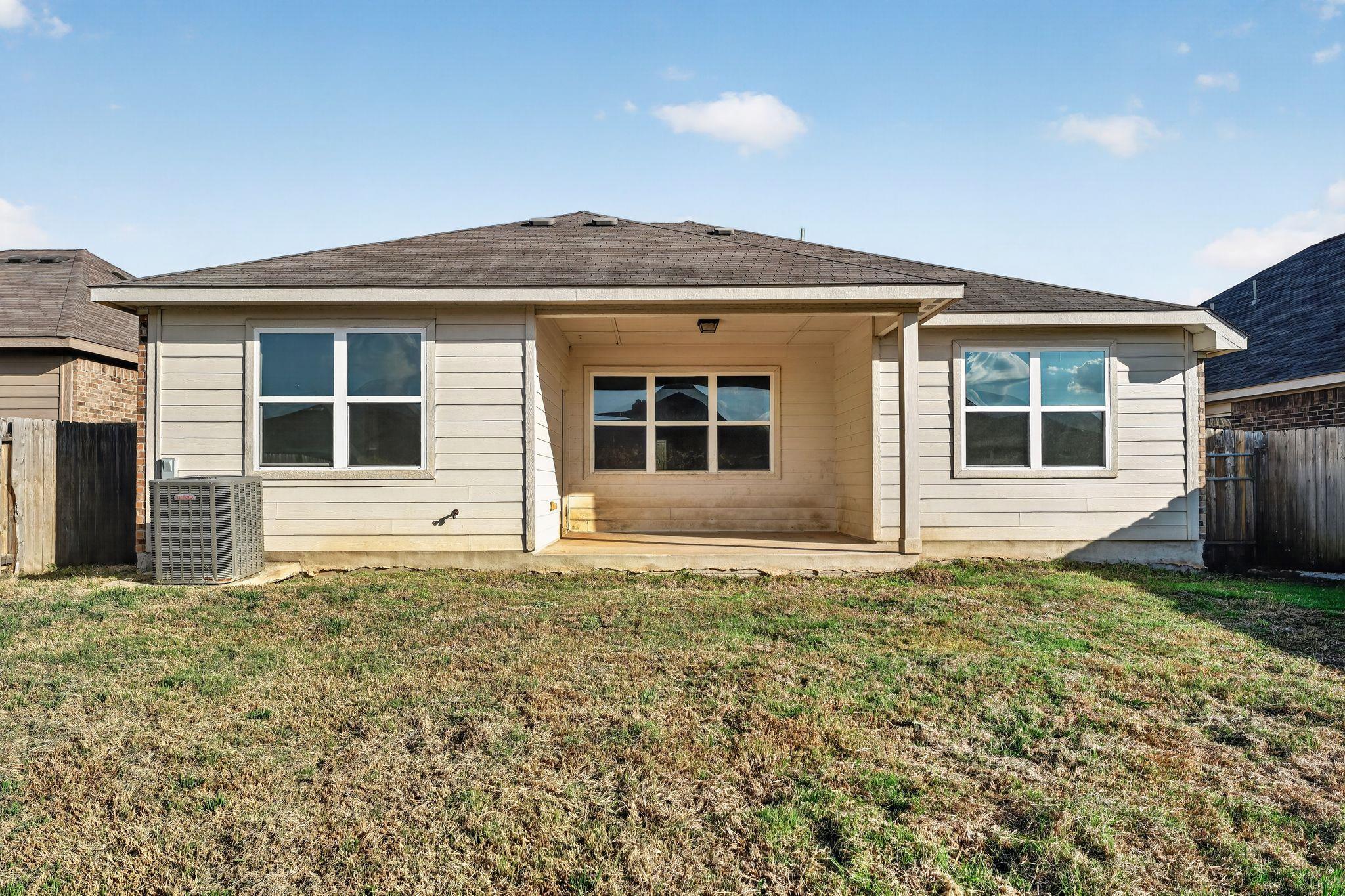 19512 James Manor Street Manor TX 78653