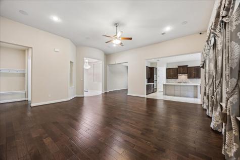 365 Arapaho Drive Kyle TX 78640