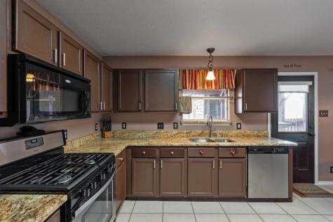 103 Ryan Cove Hutto TX 78634