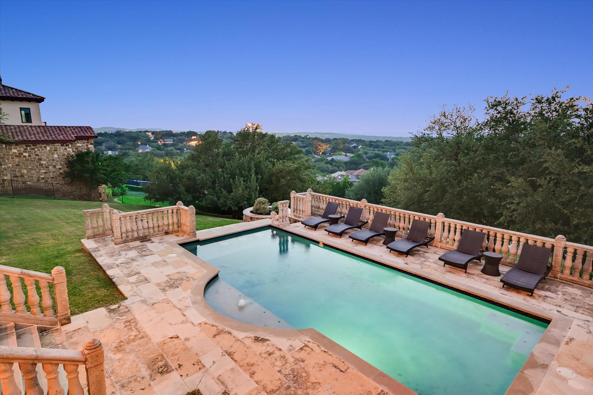 108 Palazza Alto Drive Austin TX 78734