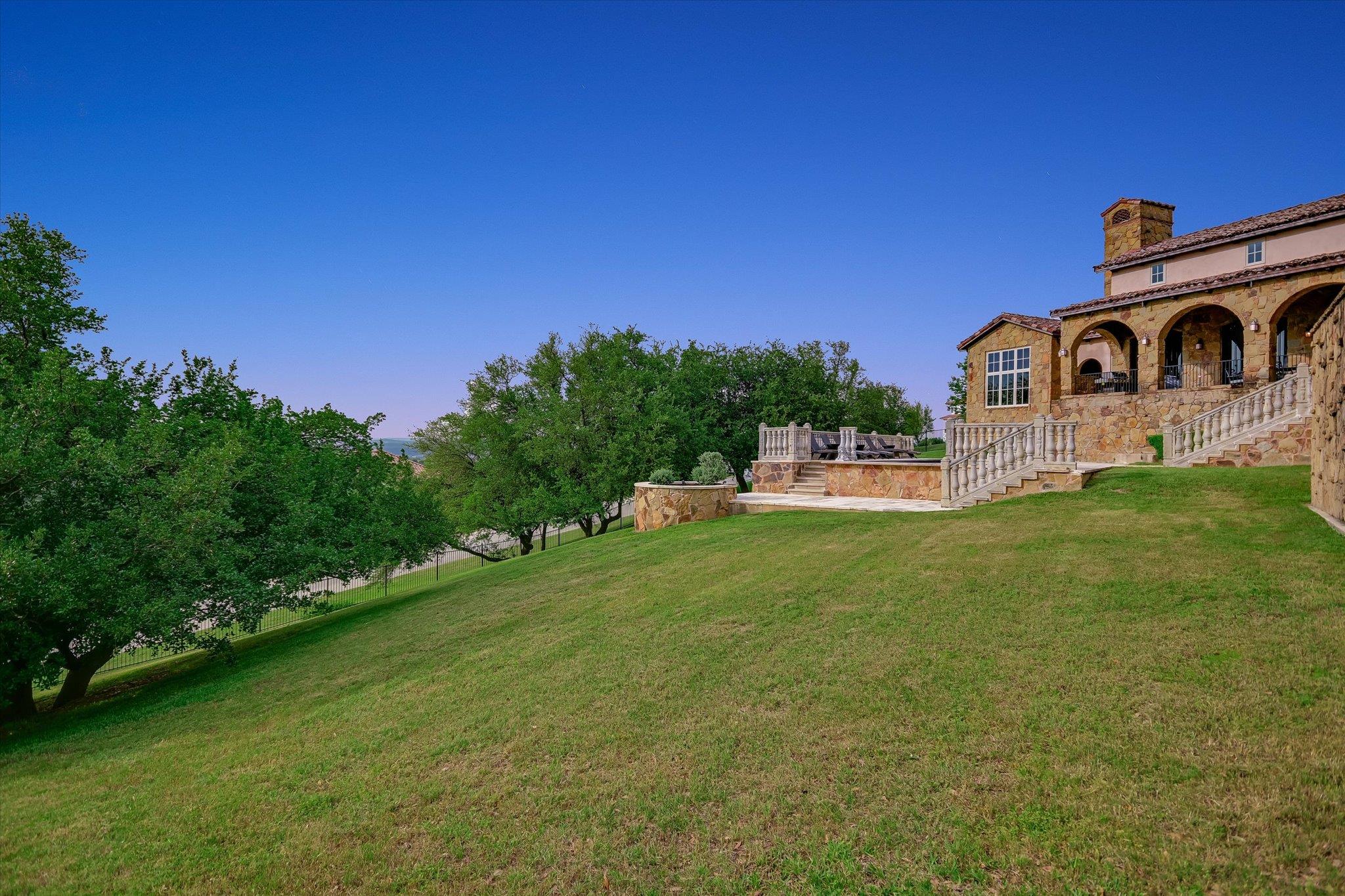 108 Palazza Alto Drive Austin TX 78734
