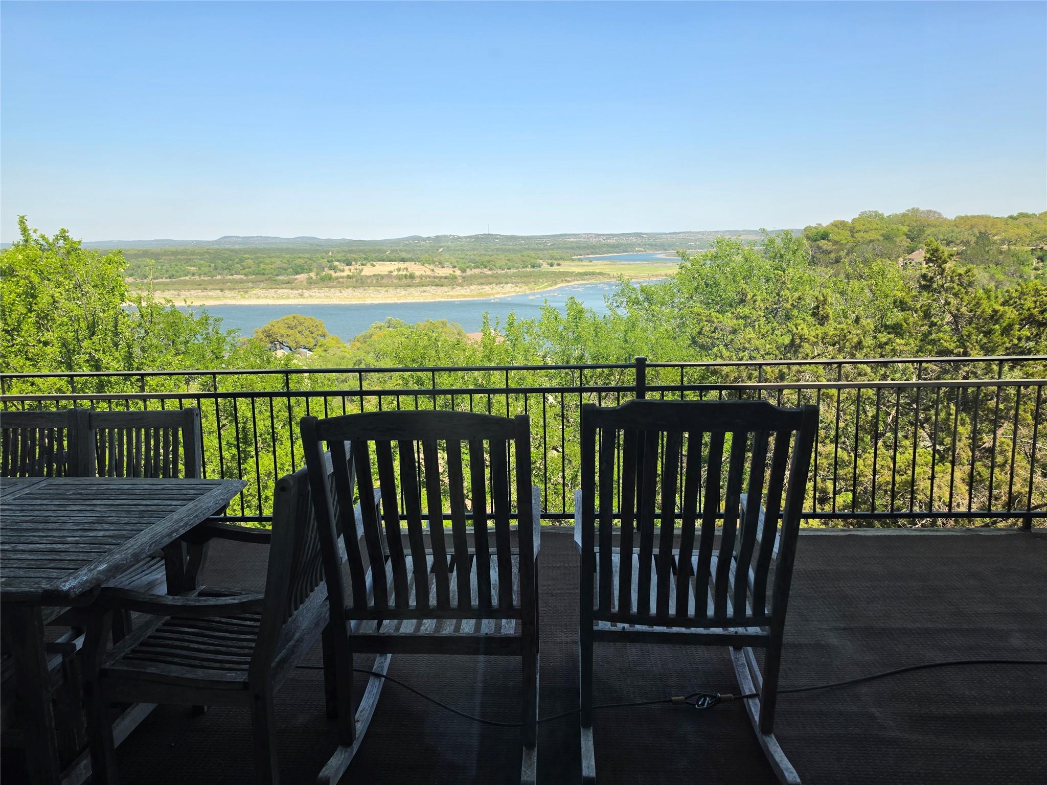 115 Hill Loop Spicewood TX 78669