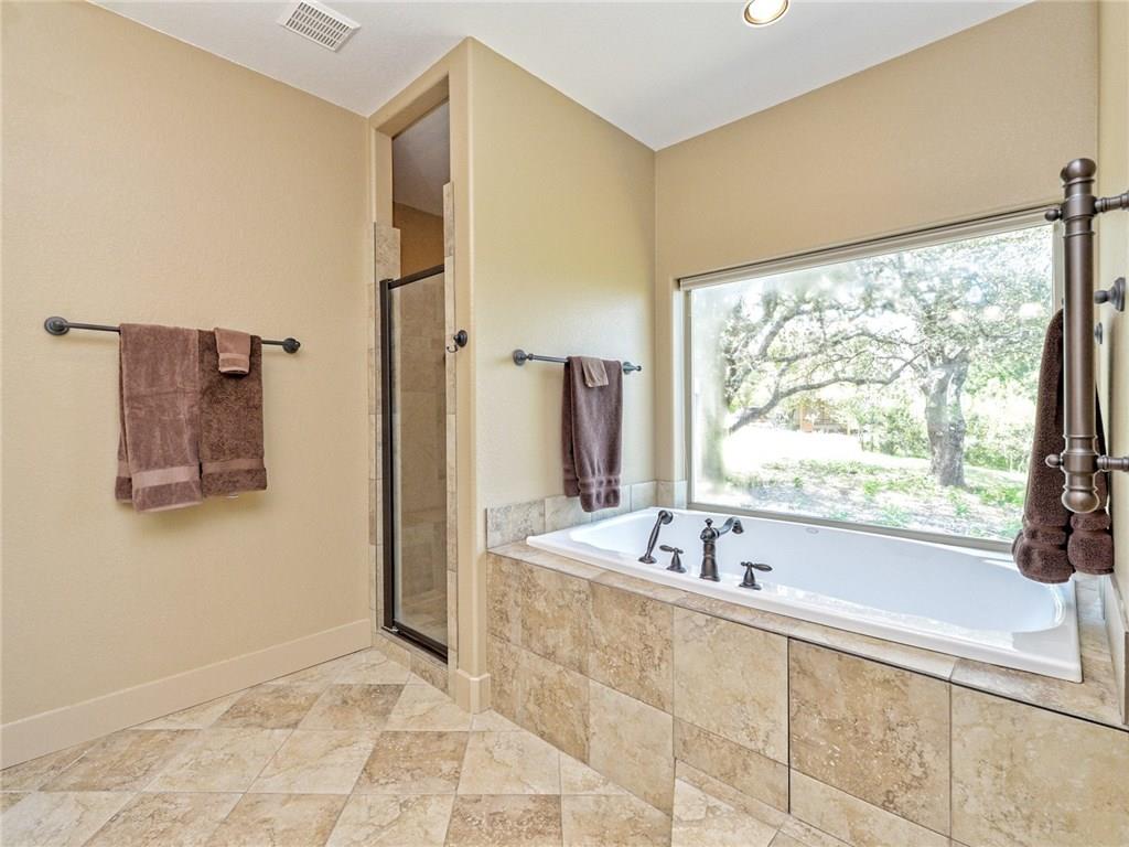 115 Hill Loop Spicewood TX 78669