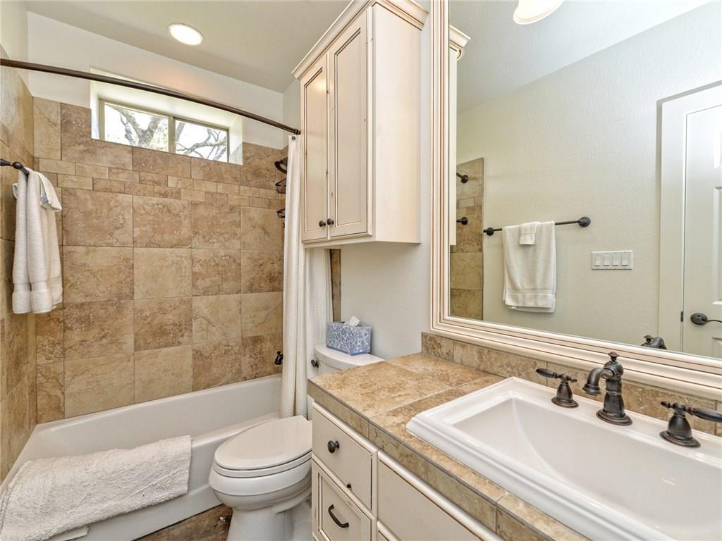 115 Hill Loop Spicewood TX 78669