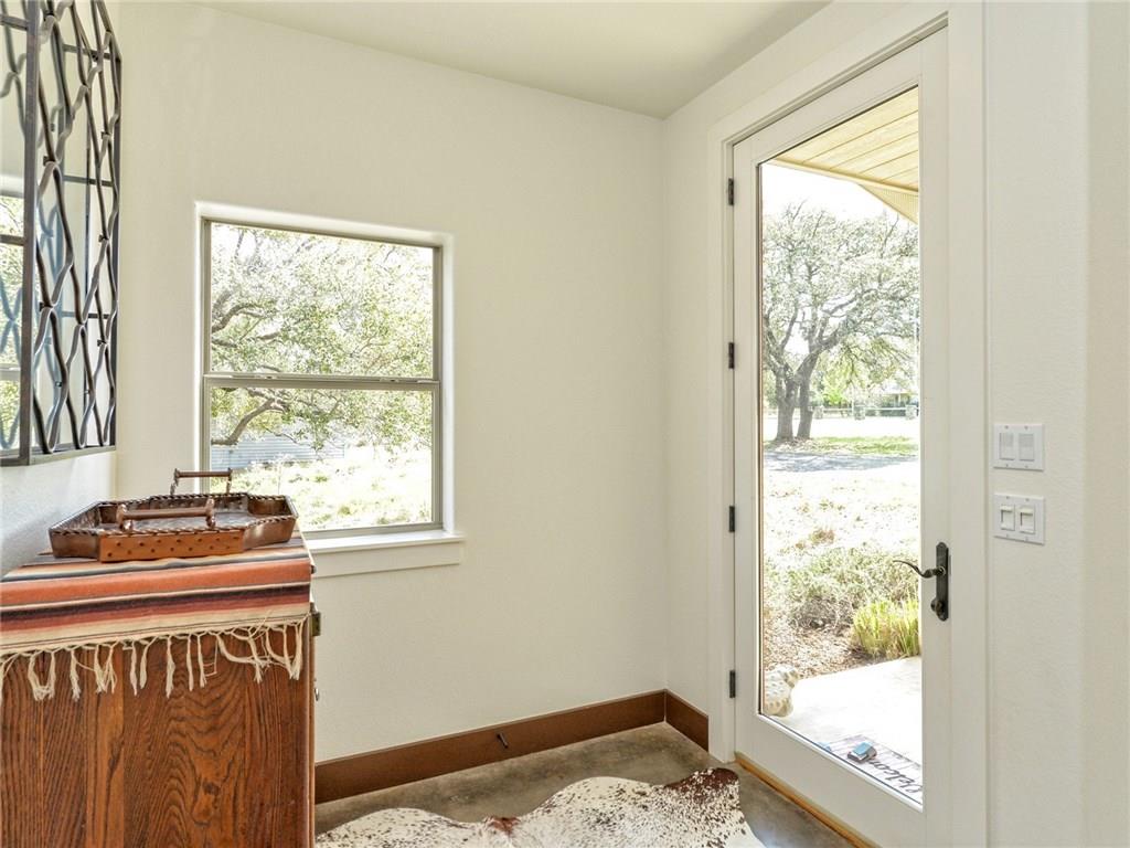 115 Hill Loop Spicewood TX 78669
