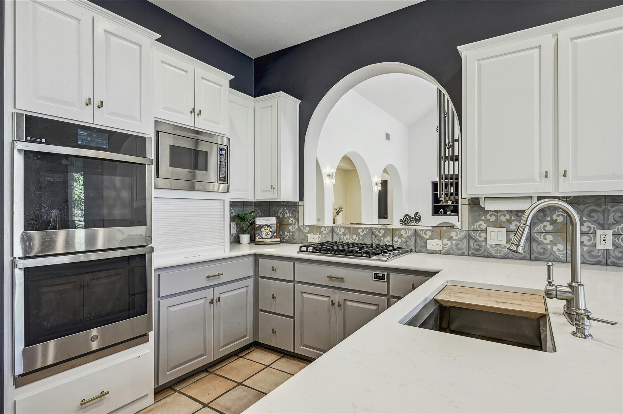 16904 Upper Woods Cove Austin TX 78734