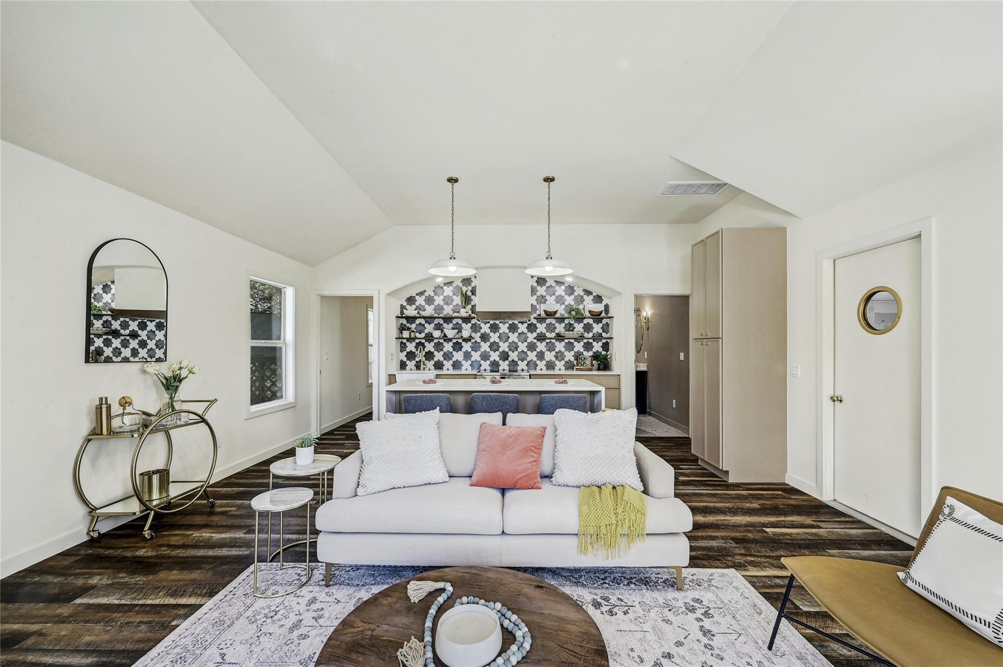 16904 Upper Woods Cove Austin TX 78734